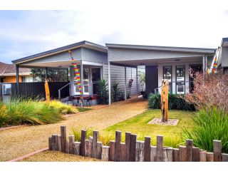 Seagrass Villas dogs by negotiation Bed and breakfast, Normanville - 2