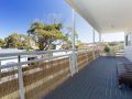 &#x27;SeaHaven&#x27;, 2 Richardson Ave - Large home with Aircon, Smart TV, WIFI, Netflix & Boat Parking Guest house, Anna Bay - thumb 1