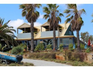 Seamoore Resort Beach House Guest house, Guilderton - 2