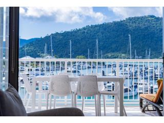 Seas the Day at the Marina Apartment, Airlie Beach - 1