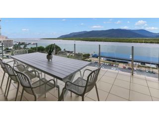 Seascape Apartment, Cairns - 1