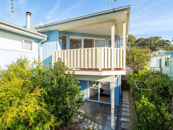 Seascape Cottage at Hyams 4pm Check Out Sundays Guest house, Hyams Beach - imaginea 1