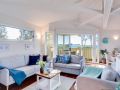 Seascape Cottage at Hyams 4pm Check Out Sundays Guest house, Hyams Beach - thumb 12
