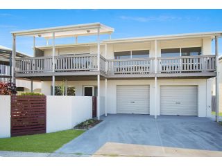 Seascape - Lennox Head Apartment, Lennox Head - 2