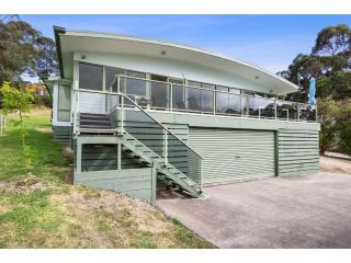 Seascape Guest house, Lorne - 1