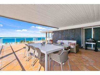 Seascape Apartment, Sunshine Beach - 2