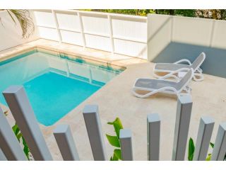 Seascape Apartment, Sunshine Beach - 3