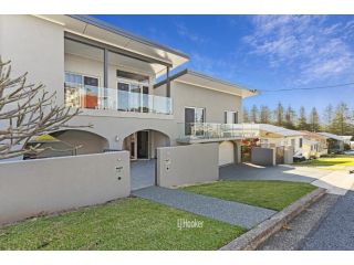 Seashells Beach House Guest house, Hallidays Point - 2