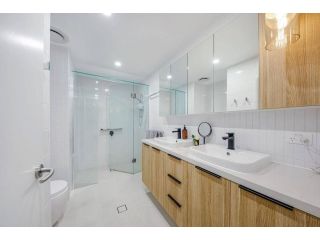 SEASIDE ESCAPE@ The Cosmopolitan Unit 10406 Apartment, Maroochydore - 5