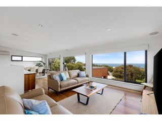 Seaside Haven Anglesea - 180 degree ocean view Guest house, Anglesea - 2