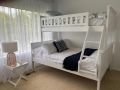 SEAVIEW COTTAGE WIFI and NETFLIX Inc Guest house, Inverloch - thumb 15