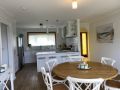 SEAVIEW COTTAGE WIFI and NETFLIX Inc Guest house, Inverloch - thumb 6