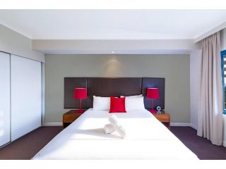 Seaview King Studio Resort Stay with Tropical Pool Apartment, Darwin - 4