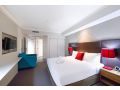 Seaview King Studio Resort Stay with Tropical Pool Apartment, Darwin - thumb 6