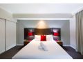 Seaview King Studio Resort Stay with Tropical Pool Apartment, Darwin - thumb 5