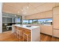 Seaview Tce Spectacular Home with Stunning Ocean and Headland Views Guest house, Sunshine Beach - thumb 10
