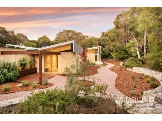 Selador - 2BR Private Bushland Retreat close to the Beach and Wineries Guest house, Margaret River Town - 1