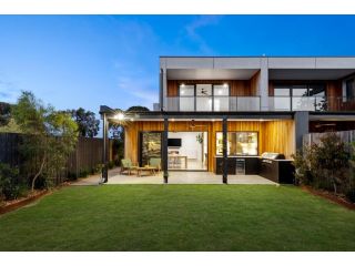 Sensational 4 Bedroom House Guest house, Ocean Grove - 4