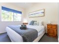 Hazelwood Gardens - Pool - Free parking Apartment, Cannonvale - thumb 6