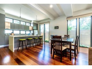 SERENITY BY THE SEA - Inverloch Guest house, Inverloch - 1