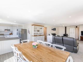 Serenity Guest house, Port Fairy - 4
