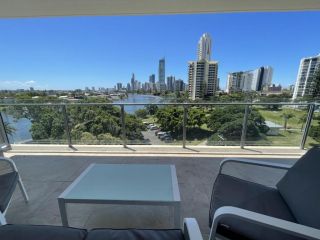 Serenity Surfers Paradise Apartment, Gold Coast - 4