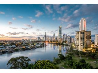 Serenity Surfers Paradise Apartment, Gold Coast - 2