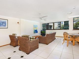 Sha na na Unit 3 -Kings Beach Gem - Apartment, Caloundra - 5