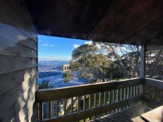 Shamrock 8 Guest house, Mount Hotham - 2