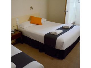 Shamrock Hotel Motel Temora Hotel, New South Wales - 4