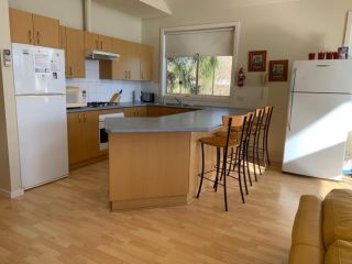 Sheoak Holiday Home Guest house, Coffin Bay - 3