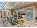 Shorebreak - modern & spacious in Ocean Grove Guest house, Ocean Grove - thumb 8