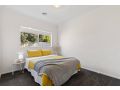 Shorebreak - modern & spacious in Ocean Grove Guest house, Ocean Grove - thumb 5