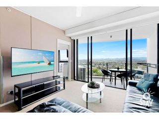 Sierra Grand â€“ 2 Bedroom River View â€” Q Stay Apartment, Gold Coast - 2