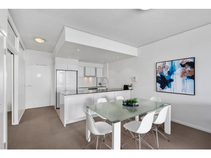 Sierra Grand Broadbeach - GCLR Apartment, Gold Coast - imaginea 5