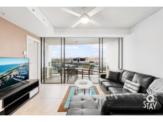 Sierra Grand LIMITED DEAL in 1 Bedroom Hinterland â€” Q Stay Apartment, Gold Coast - 1