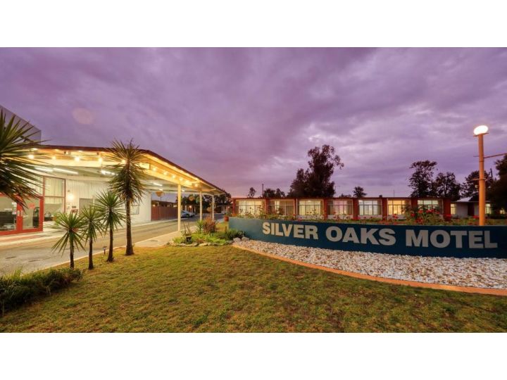 Silver Oaks Motel Hotel, Gilgandra - imaginea 2