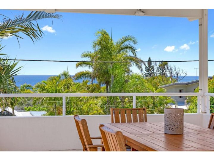 Silver on Sunrise Spacious Townhouse with Ocean Views Private Use Pool 3 bed 3 Bath Guest house, Sunrise Beach - imaginea 14
