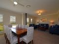 Silver Springs 6br Luxury Homestead with Wifi, Pool. Fireplace, Views, Olives and Space Guest house, Rothbury - thumb 6
