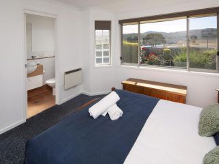 Silvertrees 5 Guest house, Jindabyne - 3