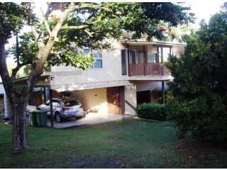 Sinclair - Rainbow Beach, Modern Beach House Close to Everything, Free Wi-Fi Guest house, Rainbow Beach - 2