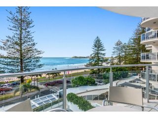 Sirocco 408 by G1 Holidays - Two Bedroom Beachfront Apartment in Sirocco Resort Apartment, Mooloolaba - 4