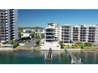 Sitka - Absolute Waterfront Luxury Apartments Apartment, Maroochydore - 1