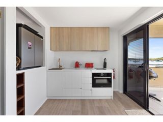 Skippers Landing Apartment, Lemon Tree Passage - 1