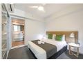 Sky-high Dreaming 10th Floor Resort-style Living Apartment, Darwin - thumb 4