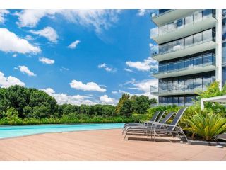 Sky High Views in the Heart of Canberra Apartment, Canberra - 1