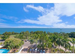 Sky-high Waterfront Living across Two Apartments Apartment, Darwin - 1