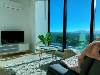 Skygarden Luxury Condo Aparthotel, Glen Waverley - 2