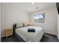 Smiggins Stays - Spacious and Stylish Guest house, Australia - thumb 7