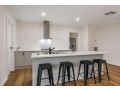 Smiggins Stays - Spacious and Stylish Guest house, Australia - thumb 14